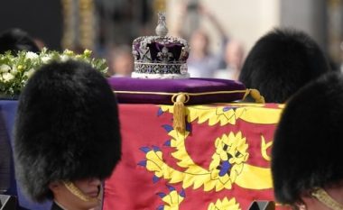 Sot i jepet lamtumira e fundit Mbretëreshës Elizabeth II