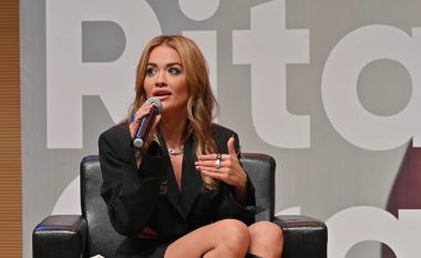 Rita Ora në Tiranë: Njerëzit më paragjykonin për ngjyrën e lëkurës time kur ju tregova që jam shqiptare