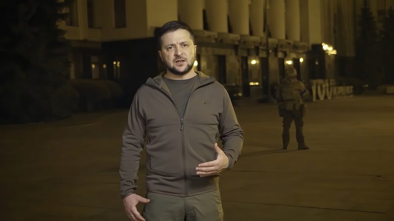 Zelensky i bën thirrje sërish ushtarëve të mobilizuar rusë që të dorëzohen