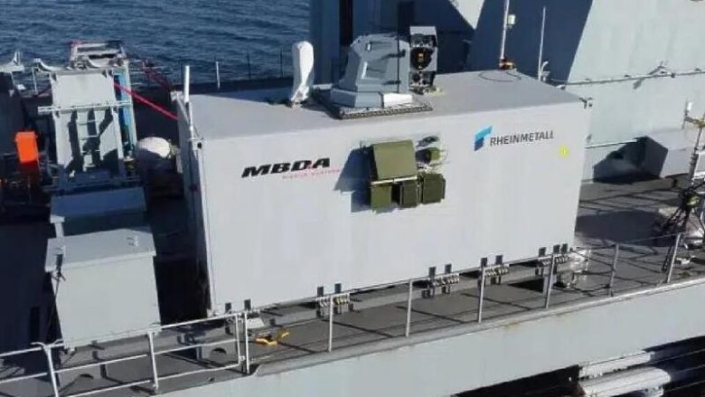 Marina gjermane teston me sukses armën laserike kundër dronëve