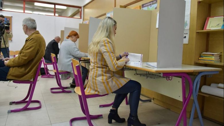 Në Bosnje e Hercegovinë sot po mbahen zgjedhjet e përgjithshme, qendrat e votimit kanë hapur dyert nga 7 e mëngjesit