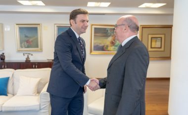 Osmani-Peach: Mbretëria e Bashkuar do të vazhdojë të mbështesë integrimin e Maqedonisë në BE