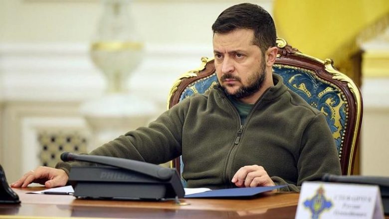 Zelensky: Bisedova me Bidenin për mbrojtjen kundërajrore