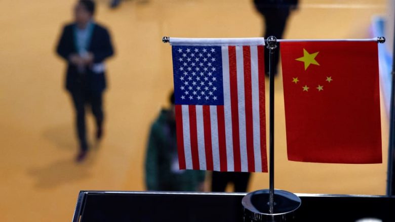 Kina braktis objektivin për të kapërcyer ekonominë e SHBA-së?