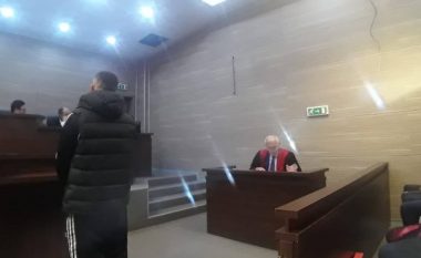 Gjykimi për tentim vrasjen e avokatit Gazmend Halilaj, dëshmitari identifikon në sallë njërin nga të akuzuarit