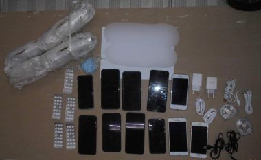 Drogë e telefona mobilë, parandalohet kontrabanda në Burgun e Dubravës