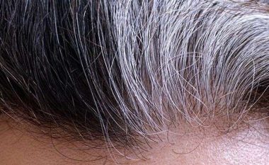 Me formulë unike që mbulon 100% thinjat – me këtë ngjyrë nuk do të keni nevojë për flokëtar
