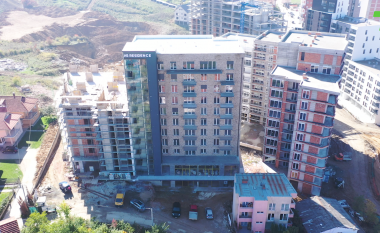 Me sipërfaqe tejet të madhe kjo banesë tek Prishtina e re është në shitje