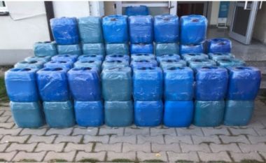 ​Sekuestrohen 700 litra vajra motorike të kontrabanduara nga Maqedonia e Veriut