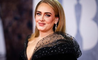 Adele planifikon të pauzojë në muzikë për të studiuar gjuhën angleze