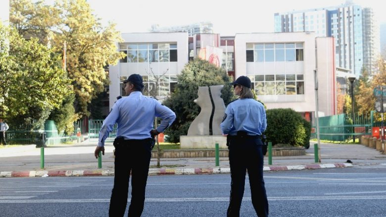 Alarmet e rreme për bomba ndikojnë në shëndetin mental të nxënësve