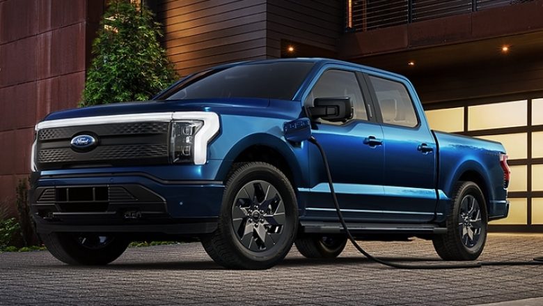 Ford rrit çmimin e kamionçinës elektrike F-150 Lightning Pro