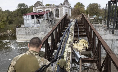 Rusia thotë se ka përfunduar operacionin për largimin e civilëve nga Khersoni përpara betejës së pritshme me Ukrainën