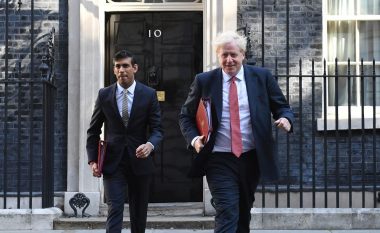Johnson dhe Sunak zhvilluan ‘bisedime natën vonë’ – nxitën spekulime se mund të arrijnë një marrëveshje për kryeministrin e ardhshëm të Britanisë