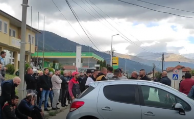 Bogovinë: Uji në Pallçisht i papijshëm, banorët në protesta