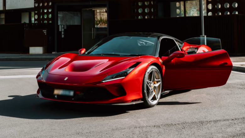 Parandalohet vjedhja e Ferrarit – vetura italiane kushtonte mbi 320 mijë euro