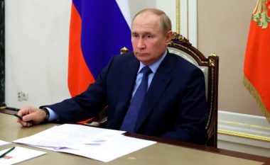 Putini po humbet gjithashtu mbështetjen e elitës së Kremlinit – ata janë gjithnjë e më shumë kundër luftës së tij në Ukrainë