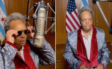 Kryetarja e qytetit të Chicagos këndon karaoke – kritikohet ashpër pasi që këtë e bëri në kohën kur ka rritje të krimit