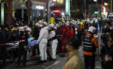 “Njerëzit ranë mbi njëri-tjetrin”, tha një i mbijetuar për incidentin në Seul ku tanimë thuhet se numri i viktimave ka shkuar në 149