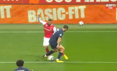 Momenti kur Arbër Zeneli turpëroi Fabian Ruizin me një driblim magjik në ndeshjen ndaj PSG-së