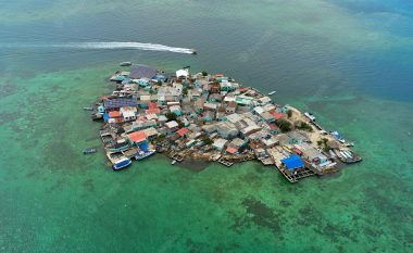 Si është jeta në ishullin më të populluar në botë?