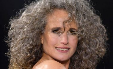 Aktorja kënaqet me dukjen natyrale dhe flokët e thinjura: Nuk jam ndier kurrë më e fuqishme