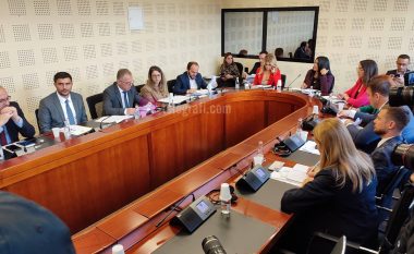 Liberalizimi i vizave, Komisioni Evropian të enjten pritet t’ua shpërndajë vendeve anëtare raportin për Kosovën   