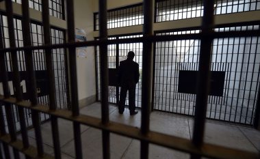 Një i burgosur në Dubravë dyshohet se u dhunua seksualisht nga një i burgosur tjetër