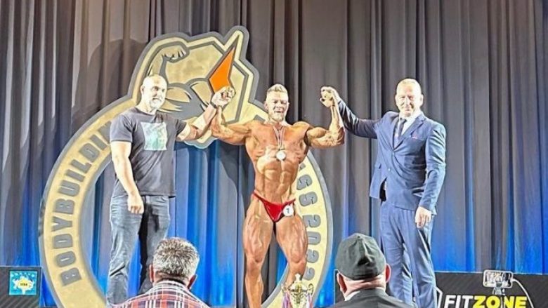 Barlet Muhaxhiri shpallet kampion në bodybuilding për kategorinë mbi 100 kilogramë