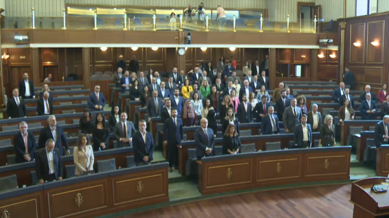 Deputeti ukrainas prezent në Kuvendin e Kosovës, seanca nis me një minut heshtje për viktimat e luftës në Ukrainë