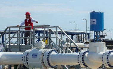 Greqia përmes gazsjellësit të ri furnizon me gaz Bullgarinë, Evropa po pavarësohet nga energjia ruse