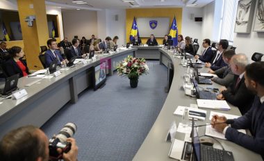 Qeveria e Kosovës ndan katër milionë euro për blerjen e barnave esenciale