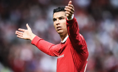 A është koha që Manchester United ta përfundojë këtë cirk me Ronaldon?