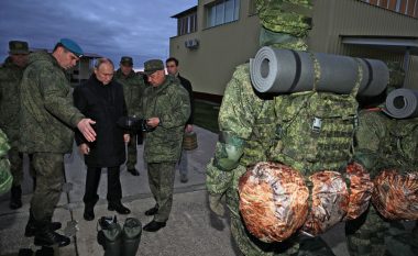 Kievi dhe bota “duhet të jenë të shqetësuar”: Gjenerali ukrainas paralajmëron botën për kërcënimin bërthamor të Putinit