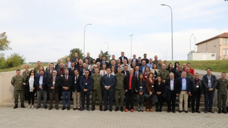 ​Asambleja Parlamentare e NATO-s viziton FSK-në