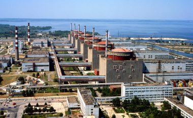 Mijëra punonjës të termocentralit bërthamor të Zaporizhias refuzojnë të bashkëpunojnë me Rusinë