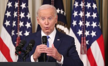 Biden: Duhet pasur kujdes në lidhjet e Muskut me investitorët e huaj