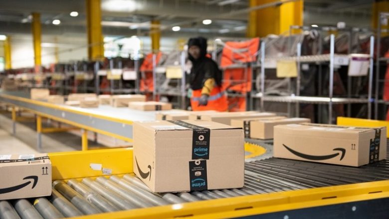 Amazon do të pushojë nga puna rreth 10 mijë punonjës