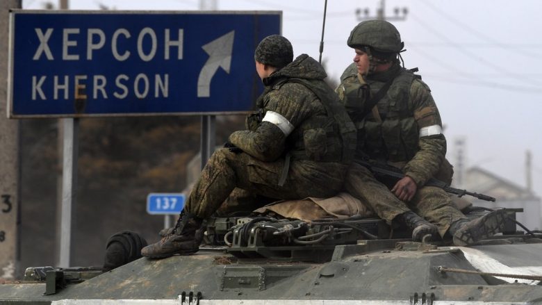 Zhvillim dramatik në Ukrainë, Rusia urdhëron tërheqjen e trupave nga qyteti Kherson