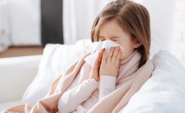 Simptoma e parë e virusit sincicial respirator