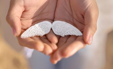 A e keni “linjën e engjëllit”: Të rrallë janë ata fatlumë që e kanë këtë në shuplakë dore, zbulojeni kuptimin
