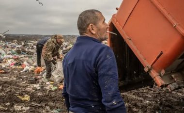 Si po i djegin rusët kufomat e ushtarëve të tyre nëpër deponi të mbeturinave, për të mbuluar humbjet e tyre?