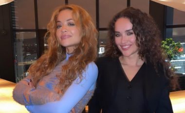 Rita Ora dhe motra e saj duken senzacionale teksa pozojnë së bashku në Instagram