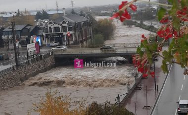 Peja e rrezikuar nga vërshimet, rritet niveli i ujit në Lumbardh