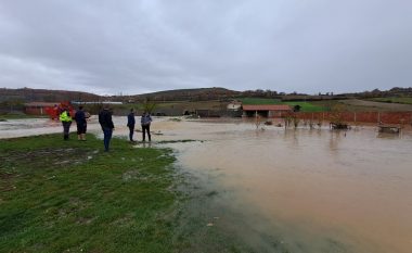 Vërshimet në Skenderaj, komuna thotë se gjendja është nën kontroll
