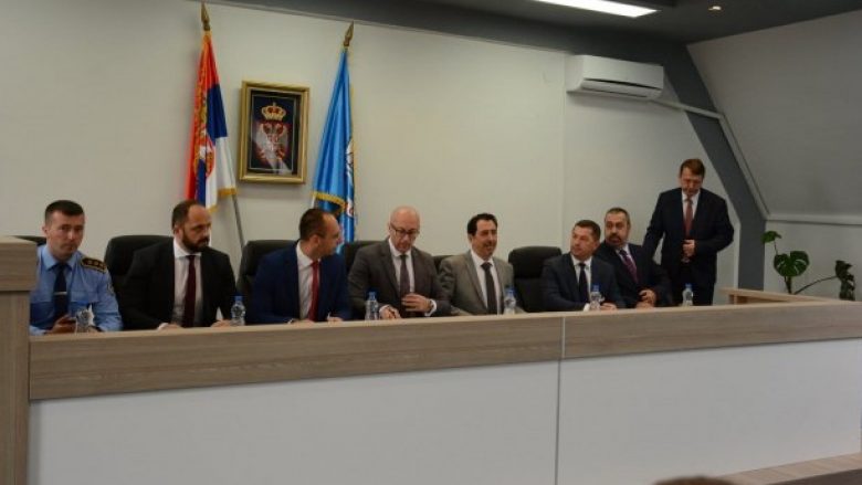 Lista Serbe vendos të largohet nga institucionet e Kosovës – Rakiq jep dorëheqje nga pozita e ministrit