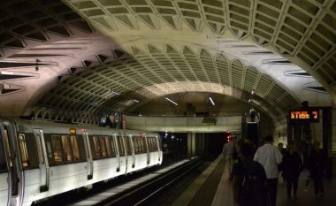 Amerikani thyen rekordin Guiness duke vizituar të gjitha stacionet e metrosë në Uashington