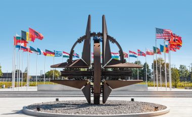 Pajtueshmëria mbi aneksin e marrëveshjes për normalizim mes Kosovës dhe Serbisë, vjen reagimi nga NATO