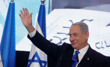 Kryeministri izraelit Lapid uron Netanyahun për fitoren në zgjedhjet parlamentare