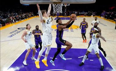 Jazz marrin fitore të madhe në udhëtim te Lakers